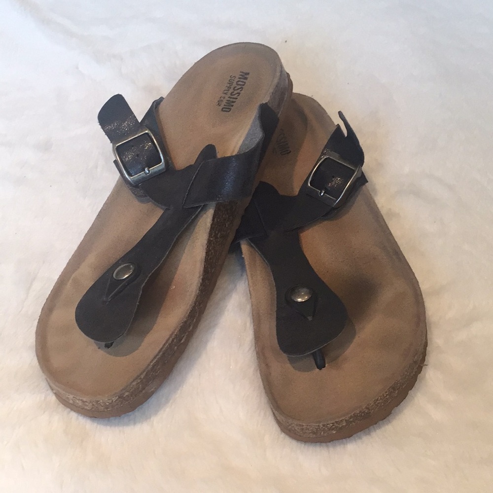 EUC Mossimo Sandals